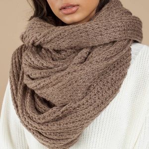 Chelsea Oversized Scarf